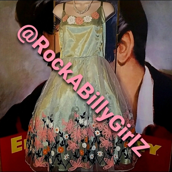 Tatyana Surrender Chiffon Dress Embroidered Flower - Picture 3 of 7